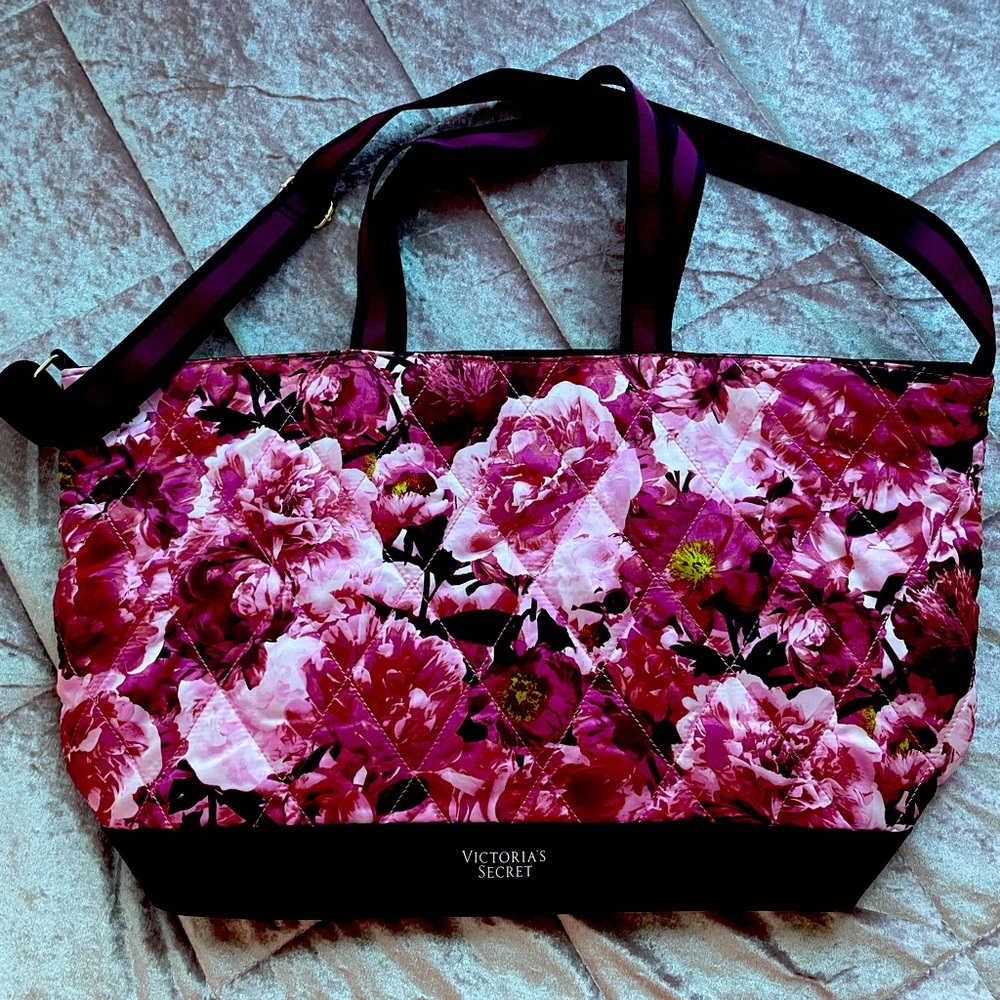 Victoria’s Secret bag. New without tags.